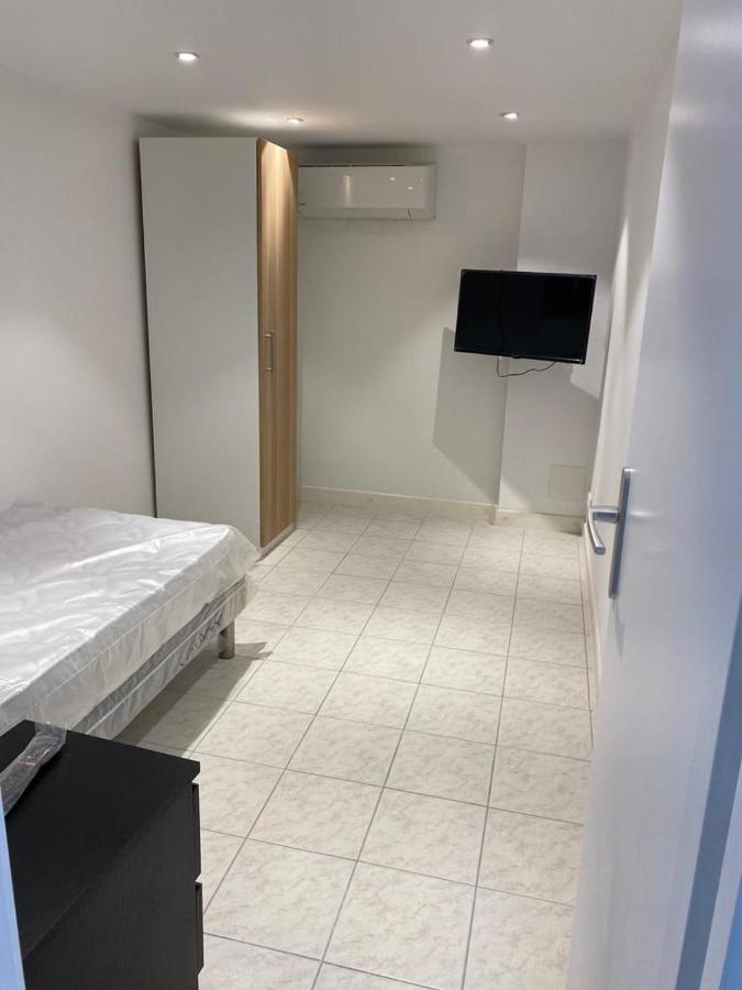 Aparthotel FIVE STARS DUPLEX - 6 Personnes Marseilles Exterior foto